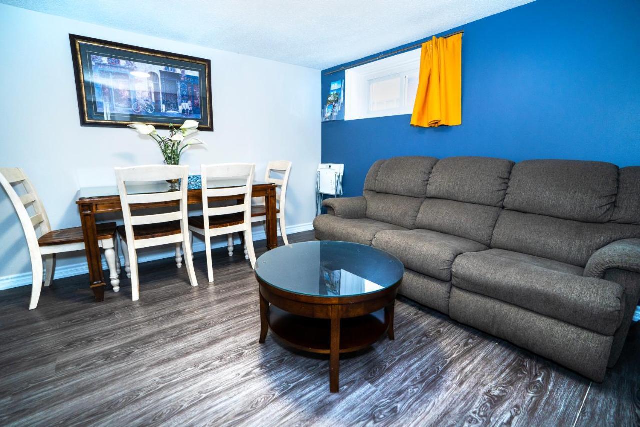 토론토 Cozy 3Br 2Bth Lower Unit, A Min To Hwy401, 404 & Dvp 빌라 외부 사진
